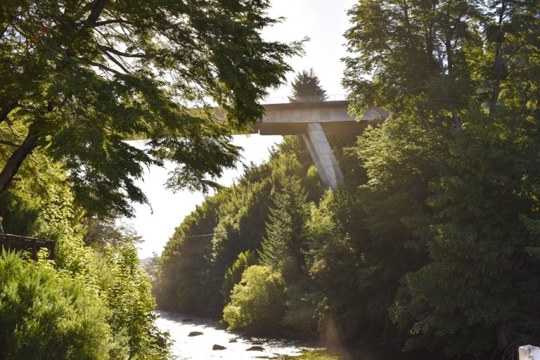 Embracing Nature: The Ultimate Guide to Eco-Friendly Outdoor Travel